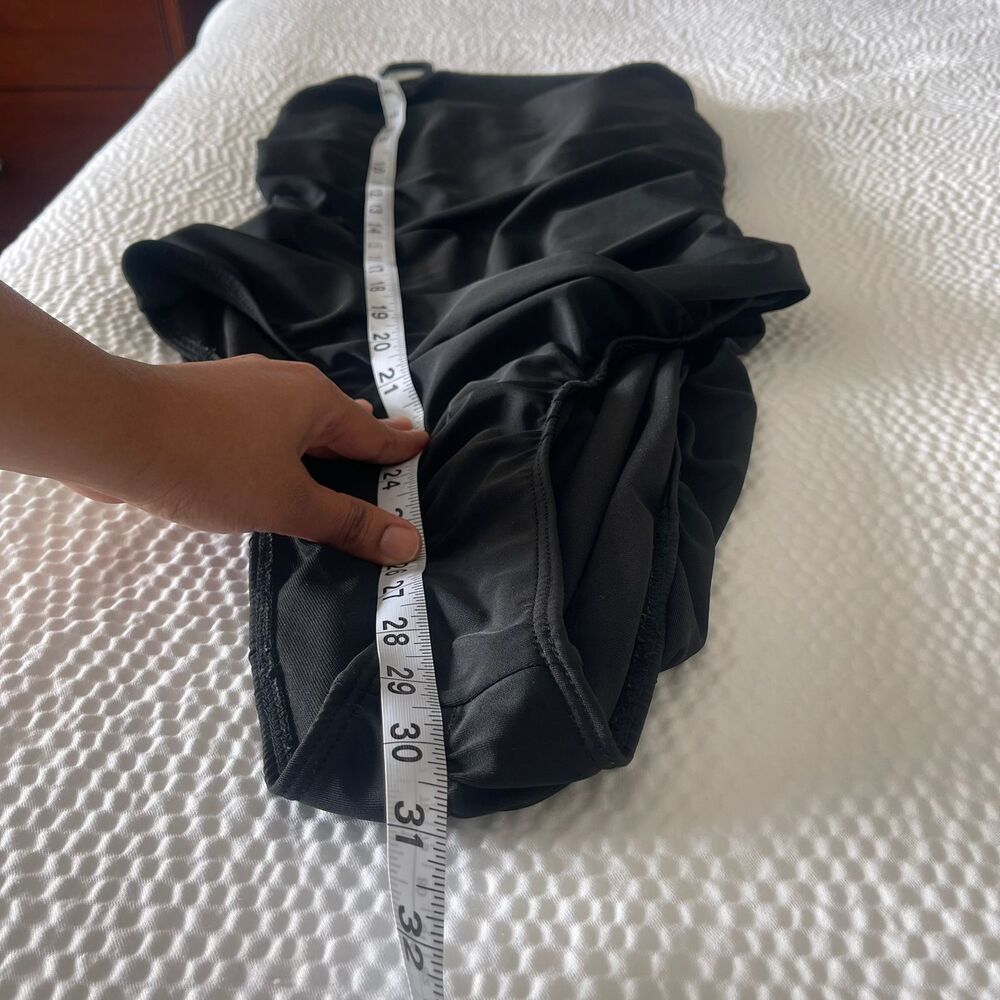 Women's Black Ruched One Piece Swimsuit Size 1XL Slimming Bathing Suit Beachwear - Picture 8 of 8